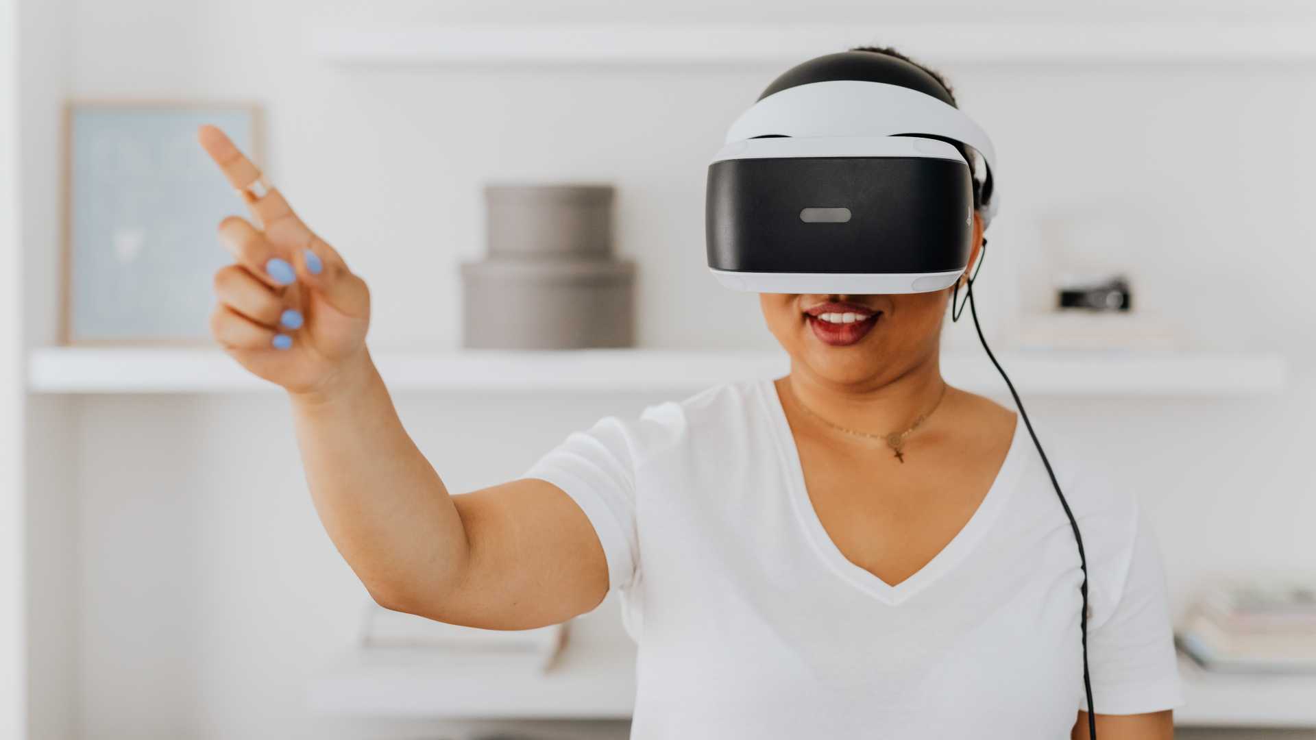 Instructional Design Strategies For VR-enhanced Learning